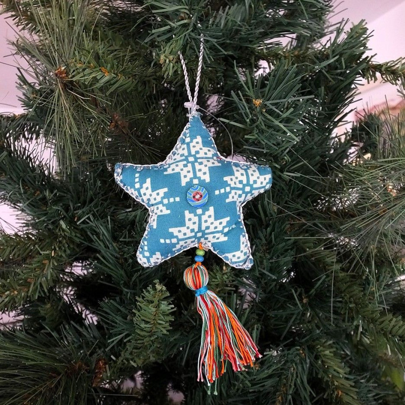 Colgante estrella borla