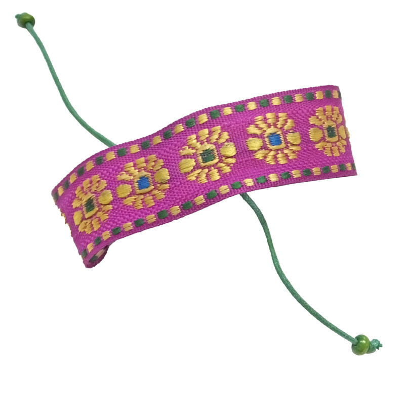 Brazalete cenefa geométrica