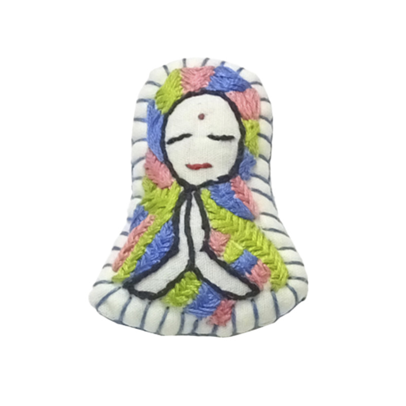 Broches tela bordados