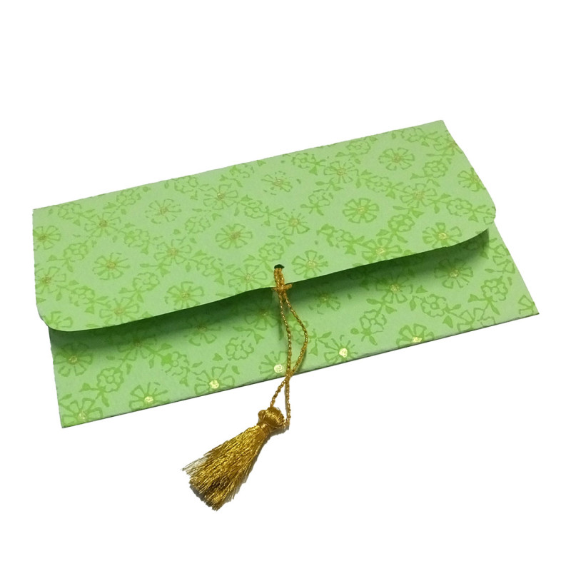 Sobre papel reciclado