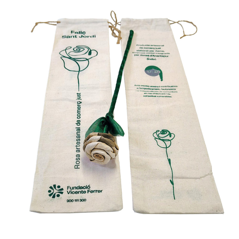 Bolsa de algodón reutilizable con cierre de cordón, decorada con ilustraciones de rosas verdes y una rosa artesanal