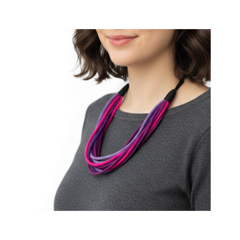 Collar cordones seda
